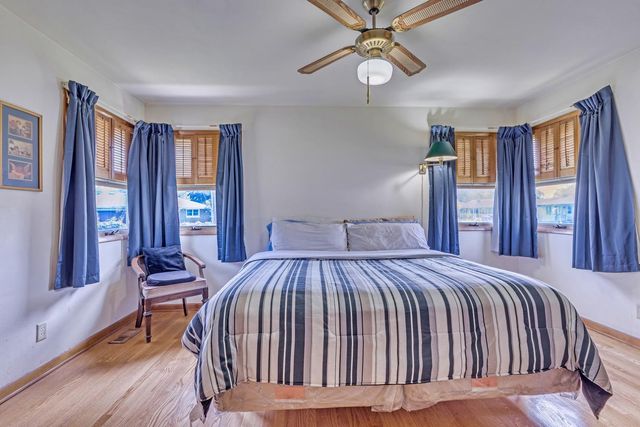 9053 Hess Drive, Highland, IN 46322