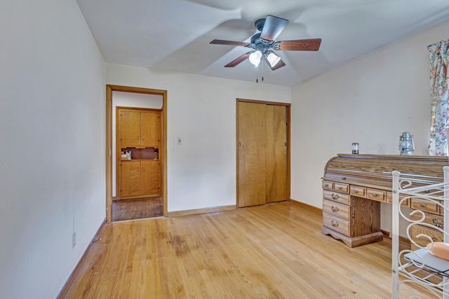 9053 Hess Drive, Highland, IN 46322