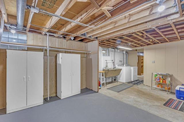 9053 Hess Drive, Highland, IN 46322