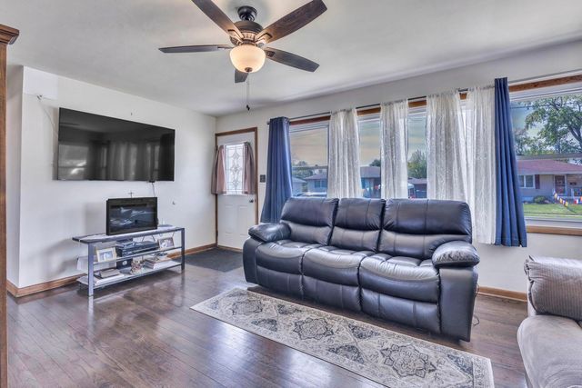 9053 Hess Drive, Highland, IN 46322