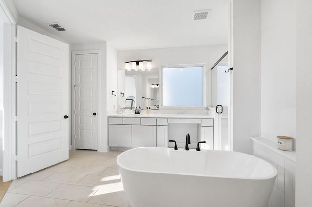 6220 Sontag DR, Austin, TX 78738