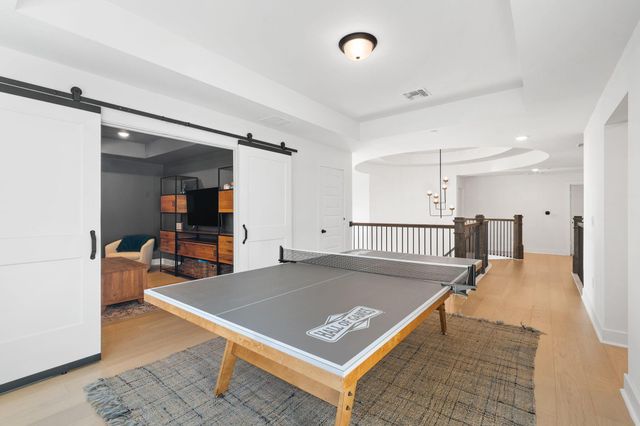 6220 Sontag DR, Austin, TX 78738