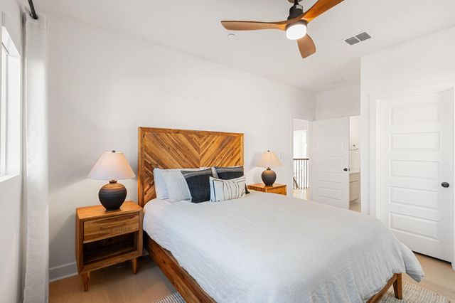 6220 Sontag DR, Austin, TX 78738