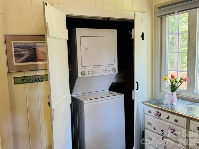 23 Leatherwood Lane, Hendersonville, NC 28739