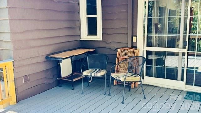 23 Leatherwood Lane, Hendersonville, NC 28739