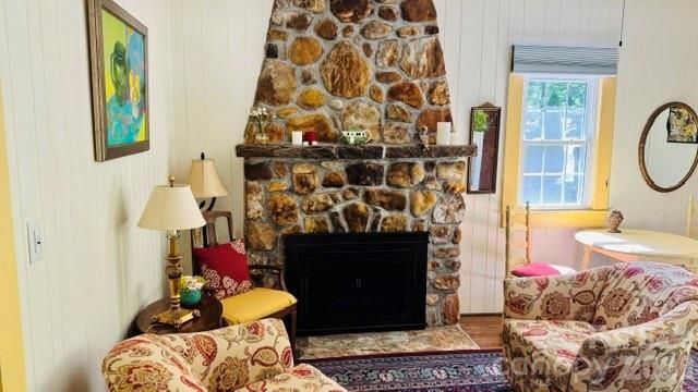 23 Leatherwood Lane, Hendersonville, NC 28739