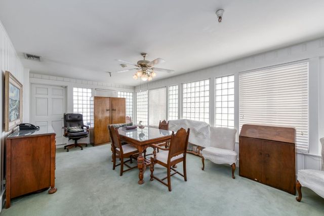 916 E Divisadero Street, Fresno, CA 93721