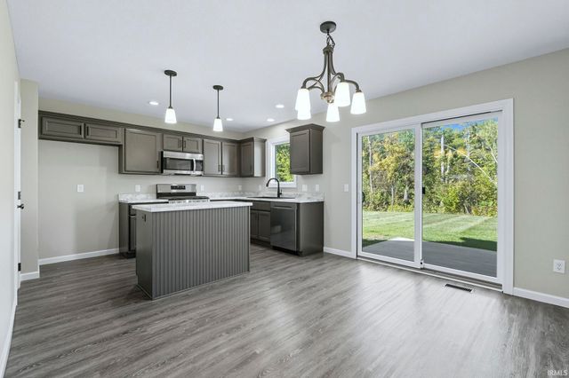 1155 Lagonda Trail, Fort Wayne, IN 46818