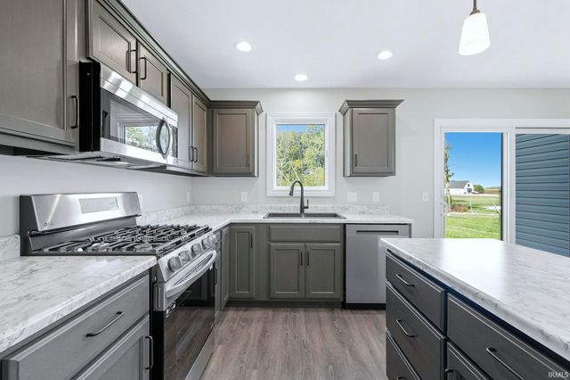 1155 Lagonda Trail, Fort Wayne, IN 46818