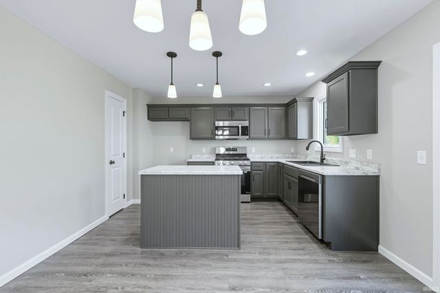 1155 Lagonda Trail, Fort Wayne, IN 46818