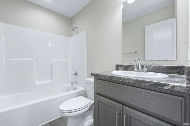 1155 Lagonda Trail, Fort Wayne, IN 46818