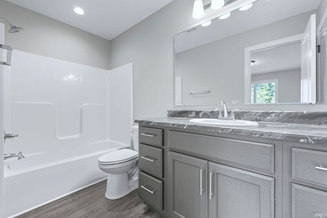 1155 Lagonda Trail, Fort Wayne, IN 46818