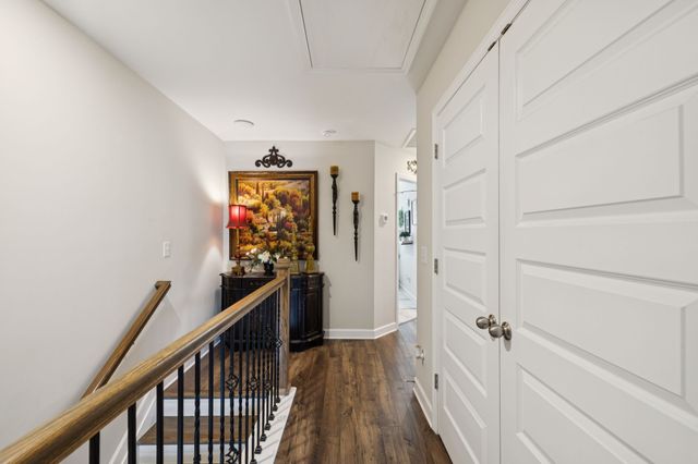 214 Mansfield Dr, Gallatin, TN 37066