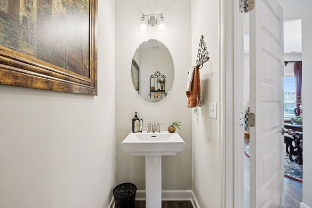 214 Mansfield Dr, Gallatin, TN 37066