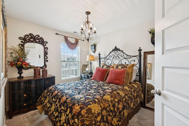 214 Mansfield Dr, Gallatin, TN 37066