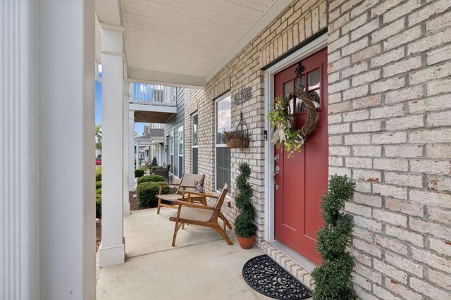 214 Mansfield Dr, Gallatin, TN 37066