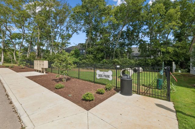 214 Mansfield Dr, Gallatin, TN 37066