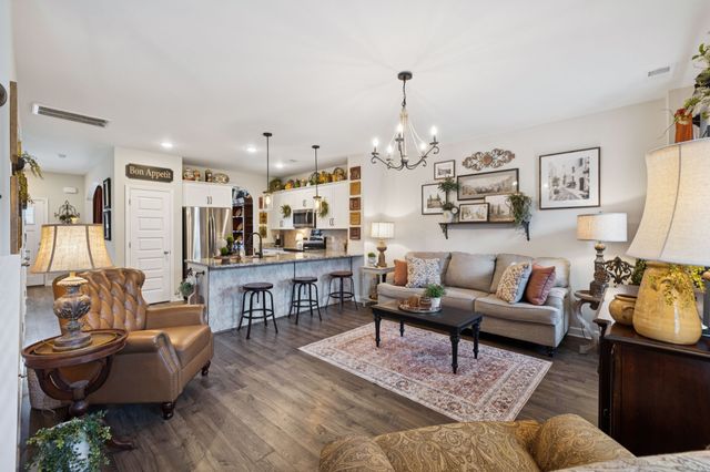 214 Mansfield Dr, Gallatin, TN 37066