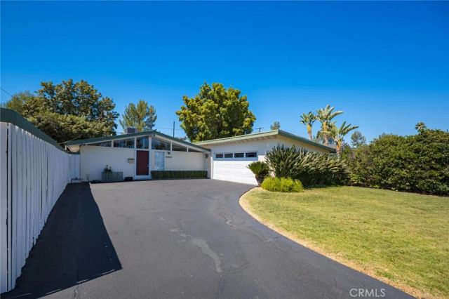 19800 Friar, Woodland Hills, CA 91367