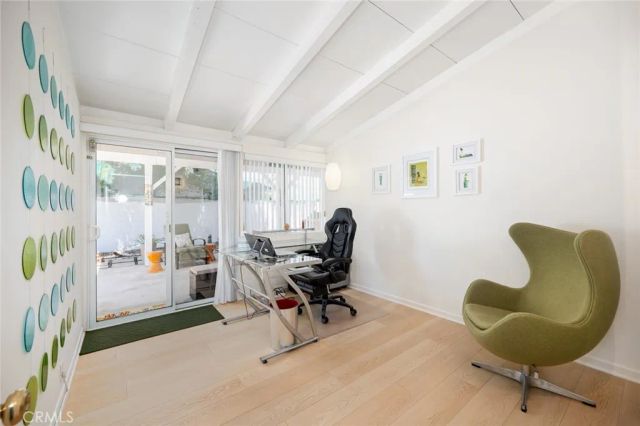 19800 Friar, Woodland Hills, CA 91367