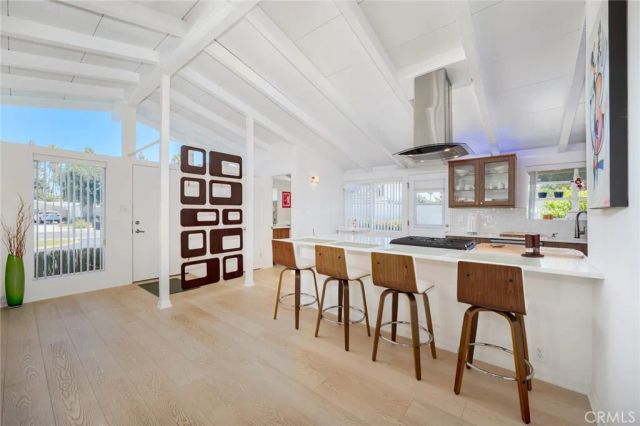 19800 Friar, Woodland Hills, CA 91367