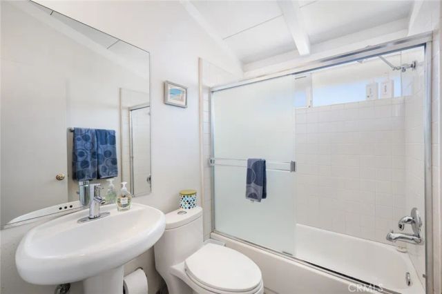 19800 Friar, Woodland Hills, CA 91367