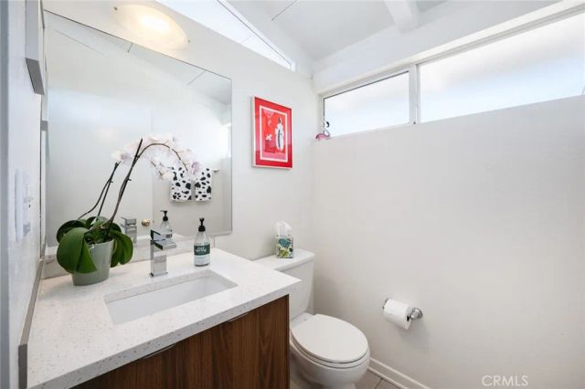 19800 Friar, Woodland Hills, CA 91367