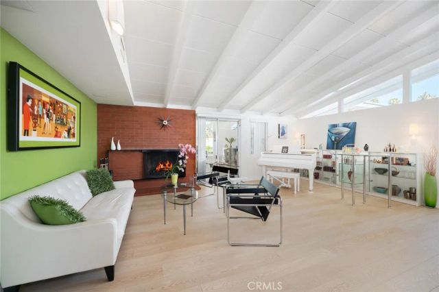 19800 Friar, Woodland Hills, CA 91367