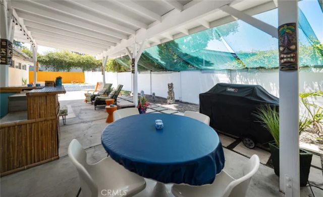 19800 Friar, Woodland Hills, CA 91367