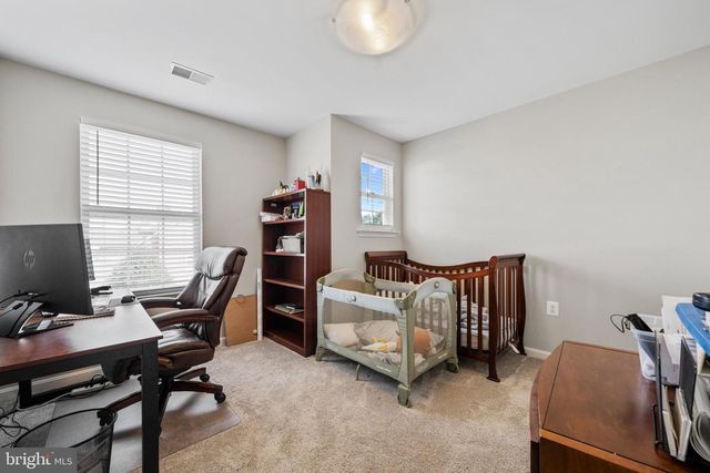 670 MCLEARY SQ SE, Leesburg, VA 20175