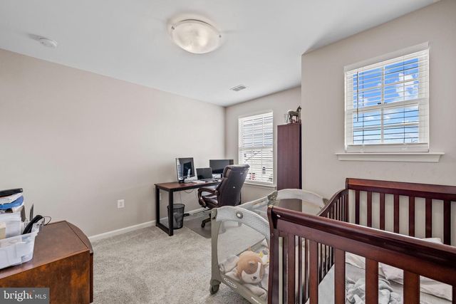 670 MCLEARY SQ SE, Leesburg, VA 20175