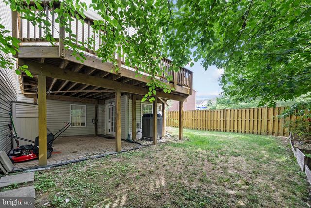 670 MCLEARY SQ SE, Leesburg, VA 20175
