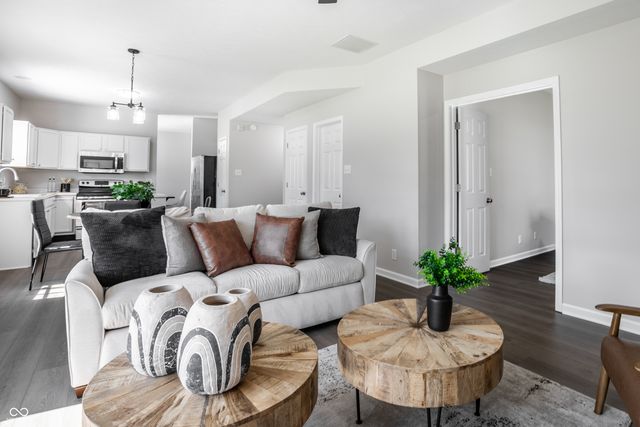 10887 Parrot Court, Fishers, IN 46037