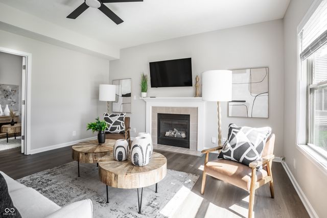 10887 Parrot Court, Fishers, IN 46037