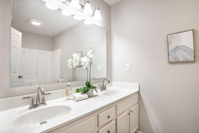 10887 Parrot Court, Fishers, IN 46037