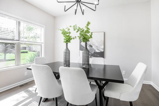 10887 Parrot Court, Fishers, IN 46037