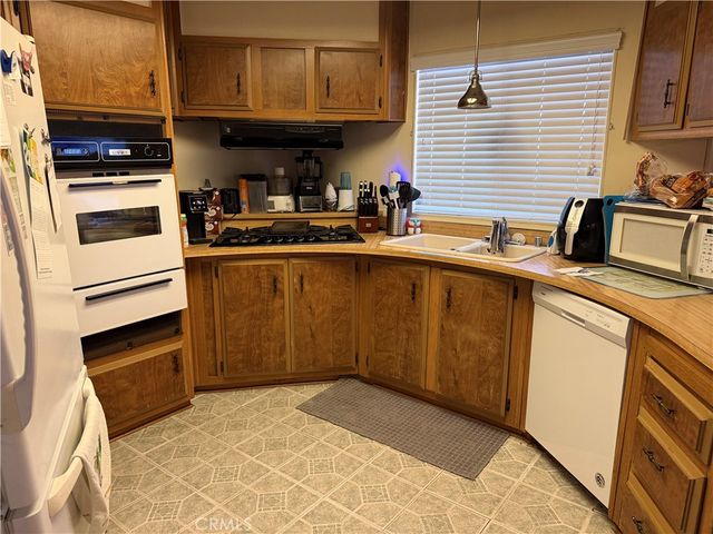 4040 E Piedmont 44, Highland, CA 92346