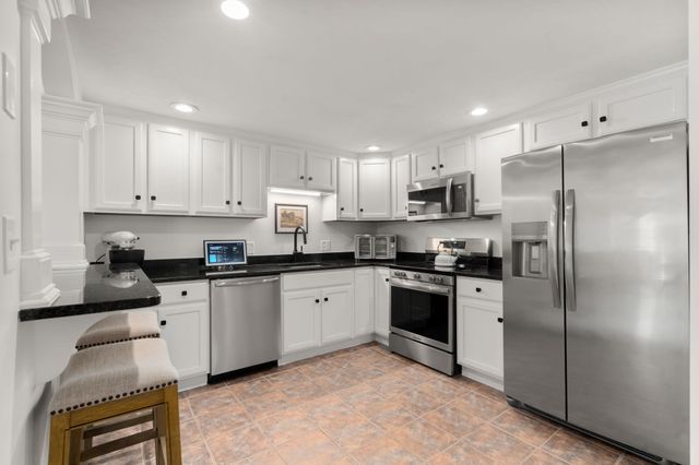 404 Tamarack Lane 404, Abington, MA 02351