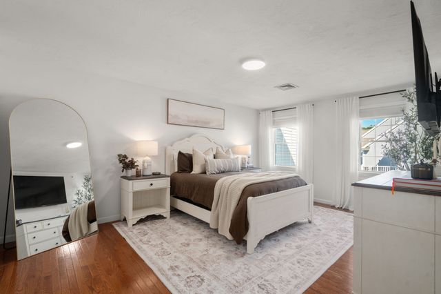 404 Tamarack Lane 404, Abington, MA 02351
