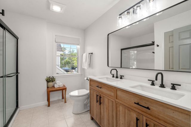 404 Tamarack Lane 404, Abington, MA 02351