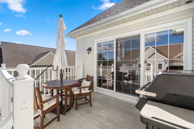 404 Tamarack Lane 404, Abington, MA 02351