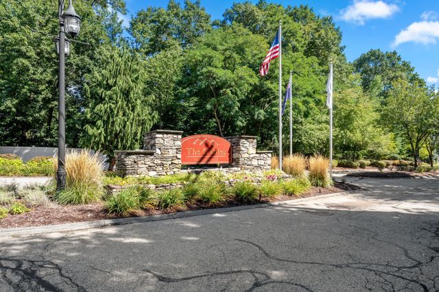 404 Tamarack Lane 404, Abington, MA 02351