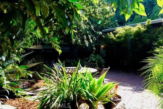626 W 9th, Claremont, CA 91711