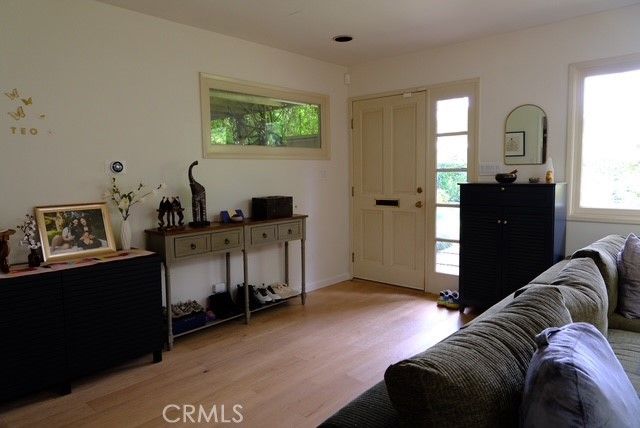 626 W 9th, Claremont, CA 91711