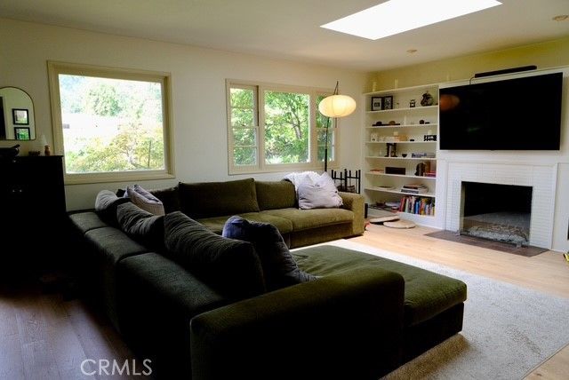626 W 9th, Claremont, CA 91711