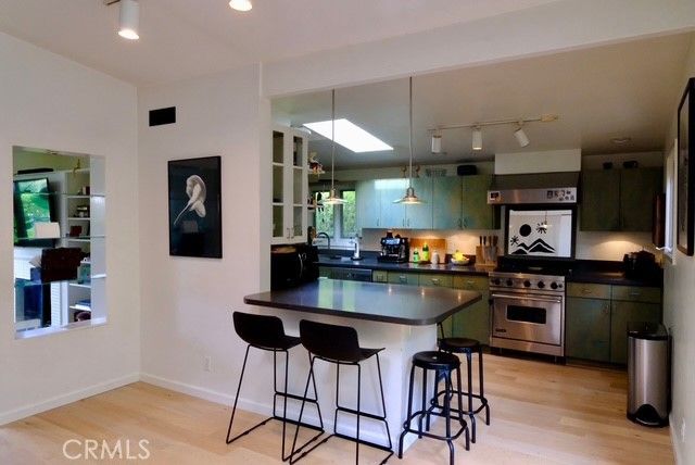 626 W 9th, Claremont, CA 91711