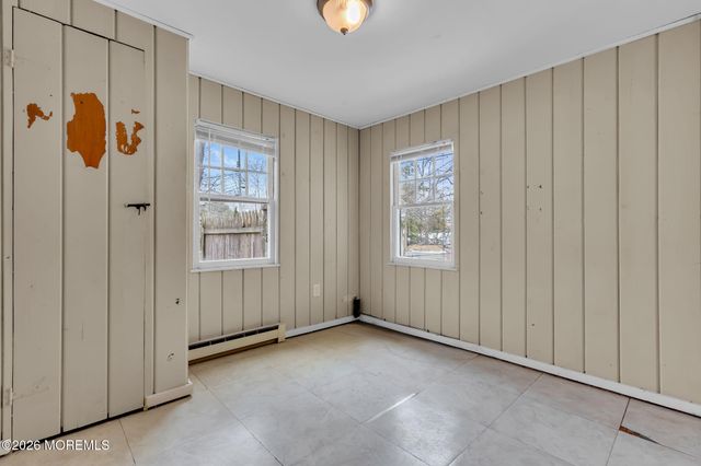 212 Swan Boulevard, Toms River, NJ 08753