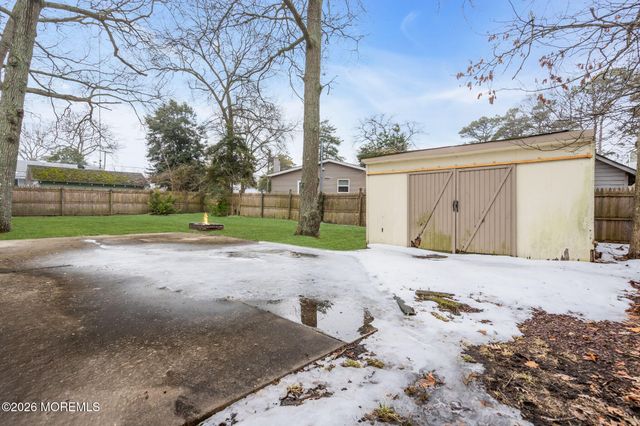 212 Swan Boulevard, Toms River, NJ 08753