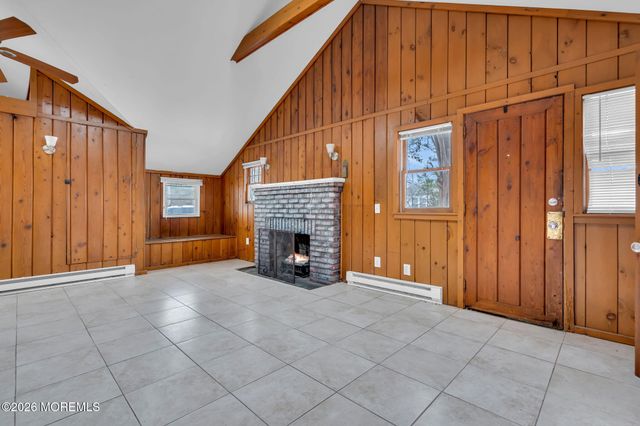 212 Swan Boulevard, Toms River, NJ 08753