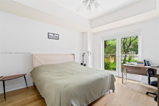 3001 NE 185th Street 135, Aventura, FL 33180